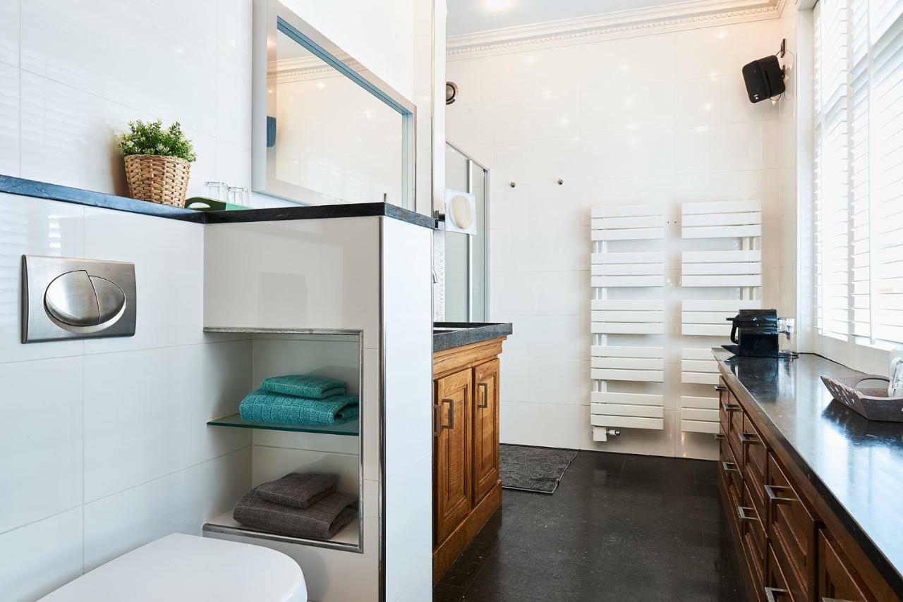 Guesthouse Villa Emmen Bagian luar foto
